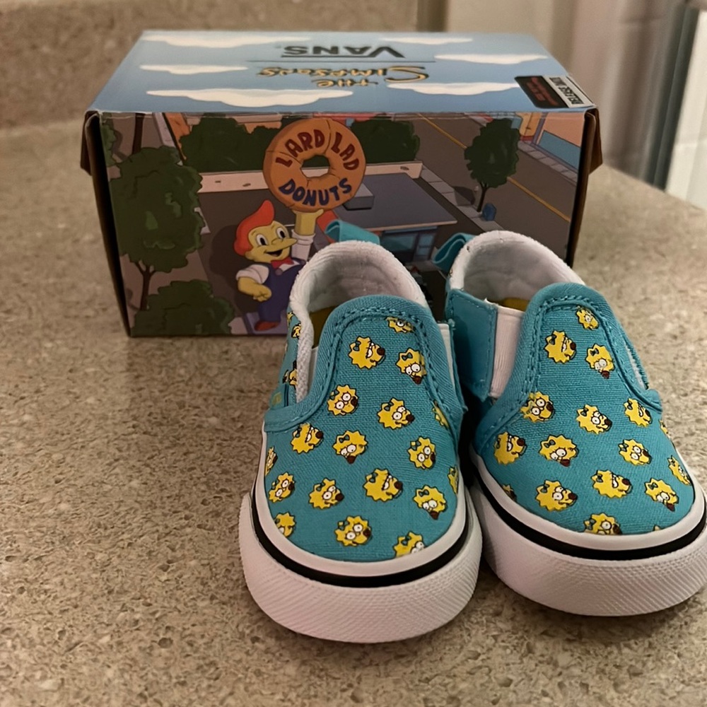 Simpsons Vans slip-on Maggie